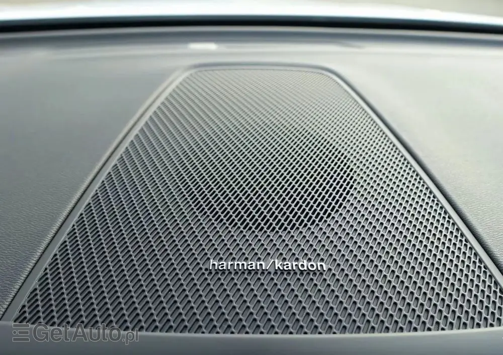 VOLVO XC 60 T6 AWD Recharge Plus Dark