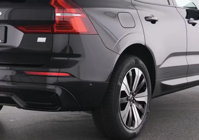 VOLVO XC 60 T6 AWD Recharge Plus Dark