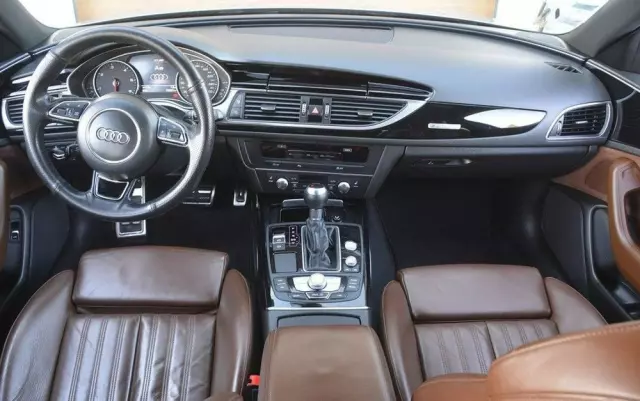 AUDI A6 Avant 3.0 TDI quattro tiptronic