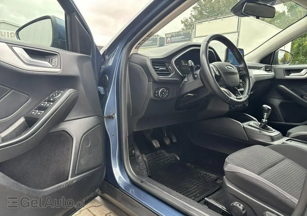 FORD Focus 1.5 EcoBlue SCR Connected