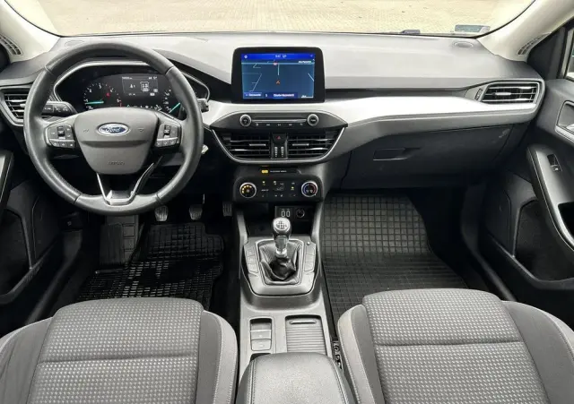 FORD Focus 1.5 EcoBlue SCR Connected