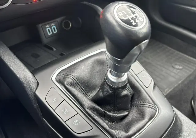 FORD Focus 1.5 EcoBlue SCR Connected