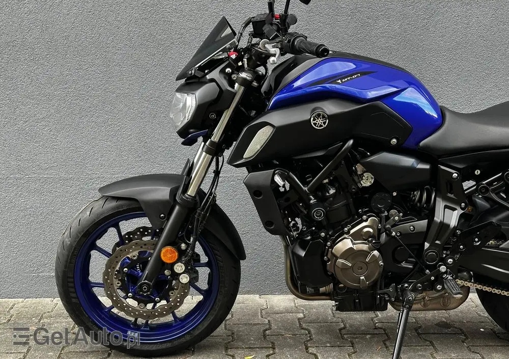 YAMAHA MT 