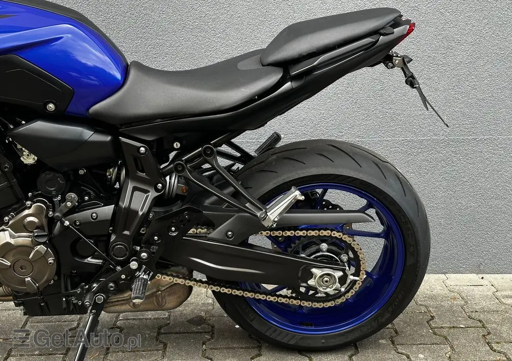YAMAHA MT 