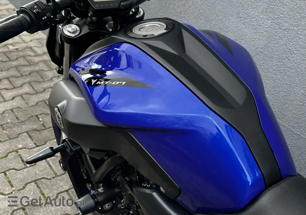 YAMAHA MT 