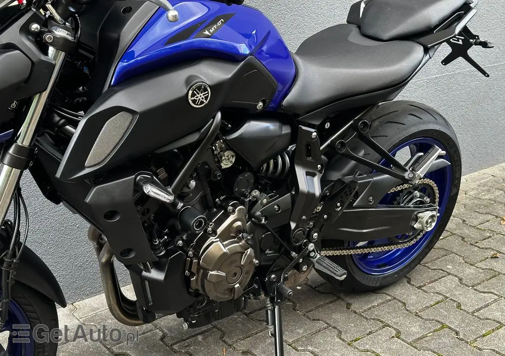 YAMAHA MT 
