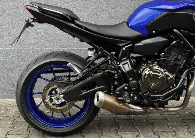 YAMAHA MT 
