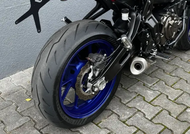 YAMAHA MT 