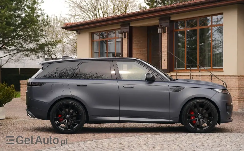 LAND ROVER Range Rover Sport S 4.4 V8 P530 First Edition