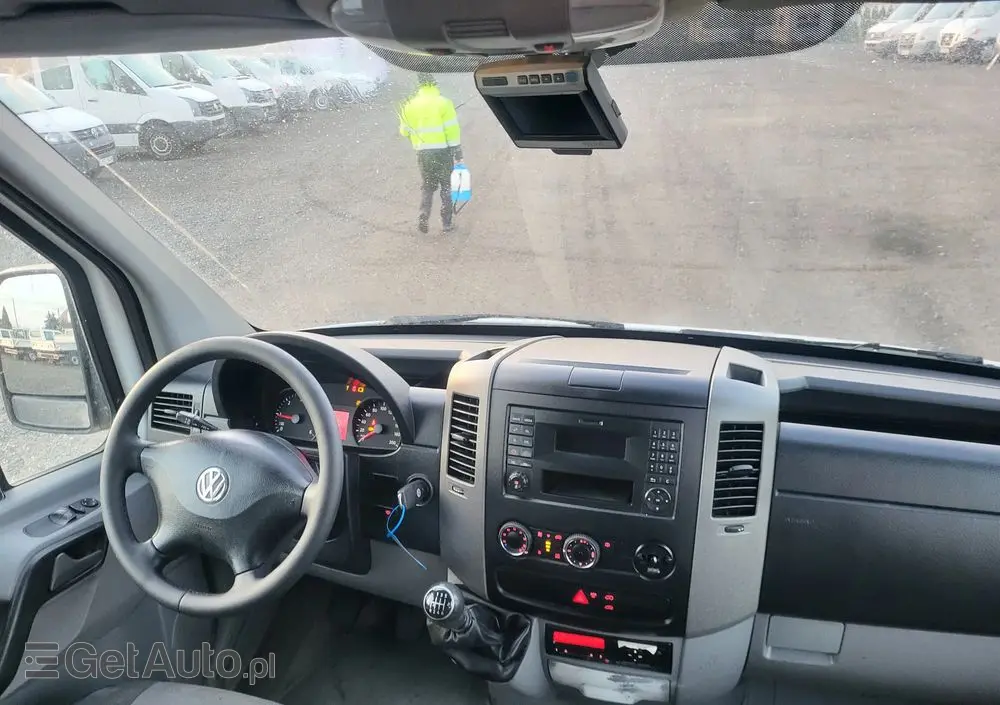 VOLKSWAGEN Crafter max klima 9 siedzeń 2.0 tdi 130 ps 