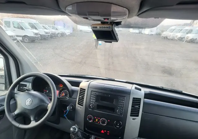 VOLKSWAGEN Crafter max klima 9 siedzeń 2.0 tdi 130 ps 