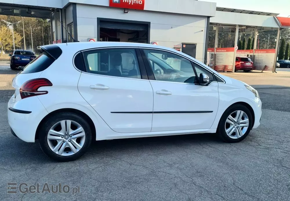 PEUGEOT 208 1.6 BlueHDi Allure S&S