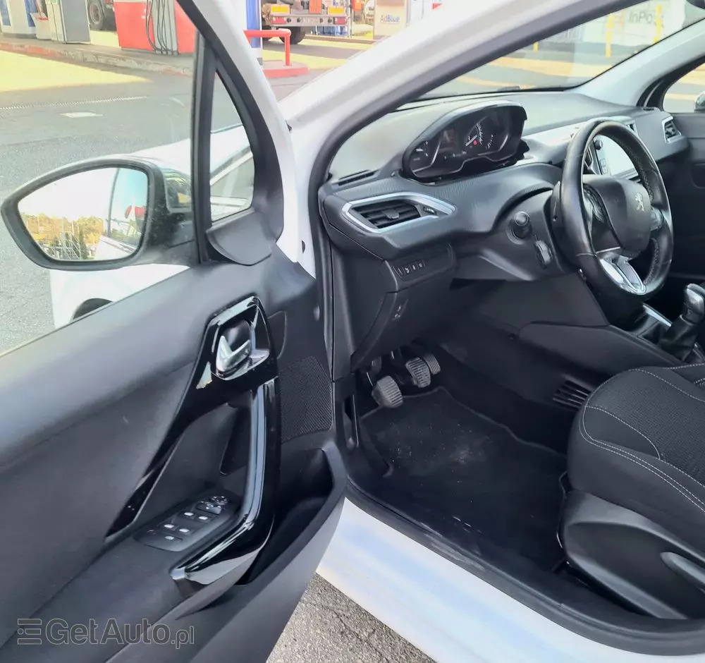 PEUGEOT 208 1.6 BlueHDi Allure S&S