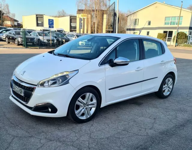 PEUGEOT 208 1.6 BlueHDi Allure S&S