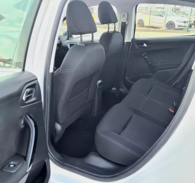 PEUGEOT 208 1.6 BlueHDi Allure S&S