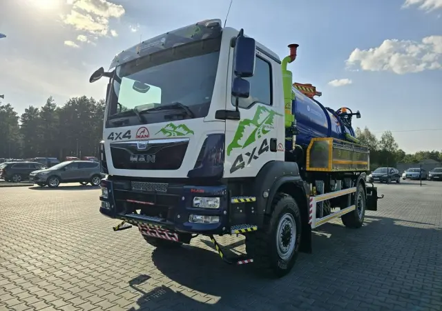 MAN 4x4 WUKO GAMON PW8  do zbierania odpadów płynnych separatorów 
