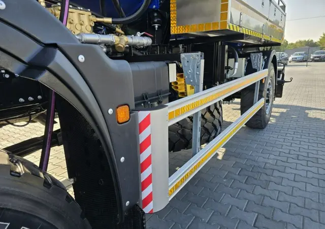 MAN 4x4 WUKO GAMON PW8  do zbierania odpadów płynnych separatorów 