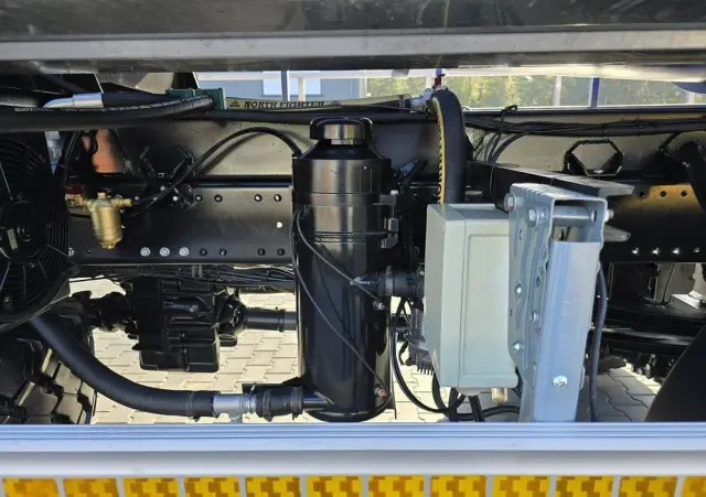 MAN 4x4 WUKO GAMON PW8  do zbierania odpadów płynnych separatorów 