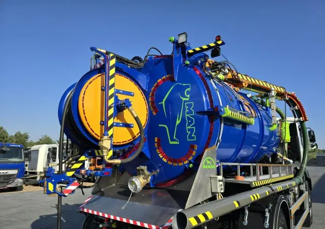 MAN 4x4 WUKO GAMON PW8  do zbierania odpadów płynnych separatorów 