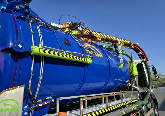 MAN 4x4 WUKO GAMON PW8  do zbierania odpadów płynnych separatorów 