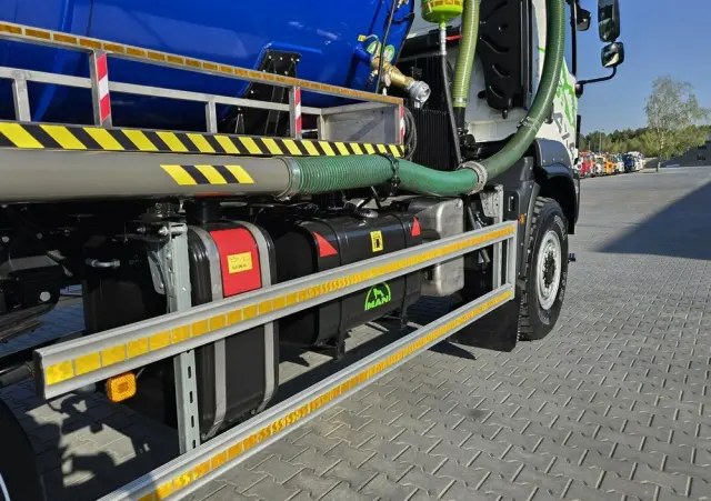 MAN 4x4 WUKO GAMON PW8  do zbierania odpadów płynnych separatorów 