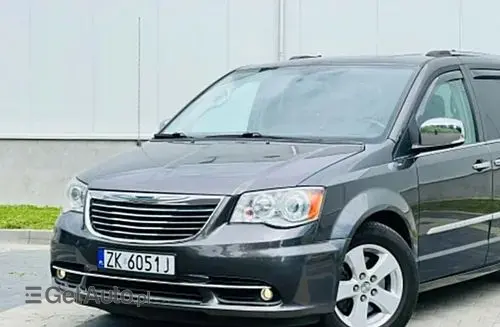 CHRYSLER Town & Country 