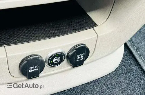 CHRYSLER Town & Country 