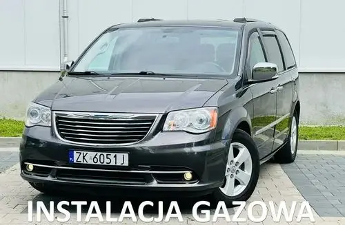 CHRYSLER Town & Country 