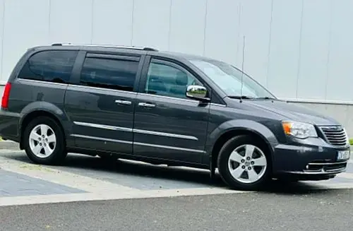 CHRYSLER Town & Country 