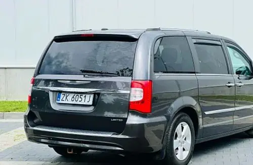 CHRYSLER Town & Country 