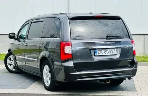 CHRYSLER Town & Country 