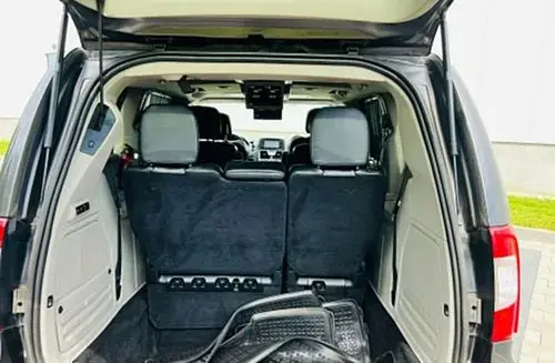 CHRYSLER Town & Country 
