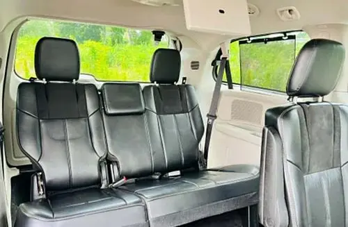 CHRYSLER Town & Country 