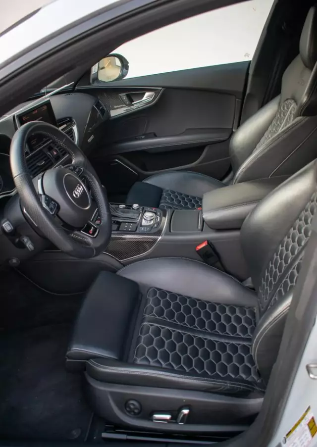 AUDI RS7 4.0 TFSI Quattro Tiptronic