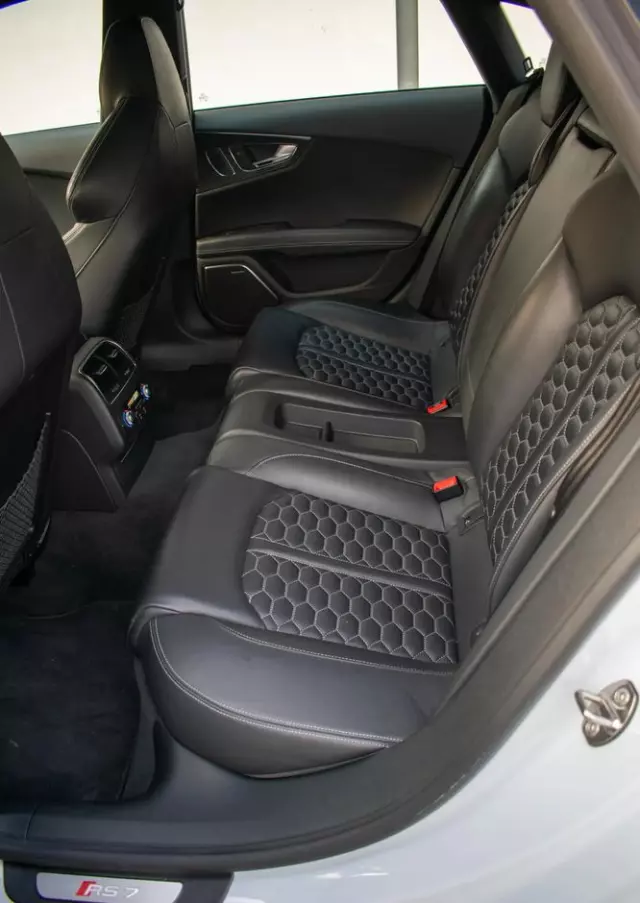 AUDI RS7 4.0 TFSI Quattro Tiptronic