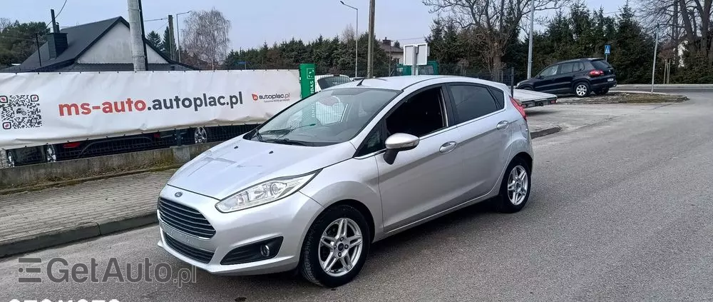 FORD Fiesta 1.4 Titanium