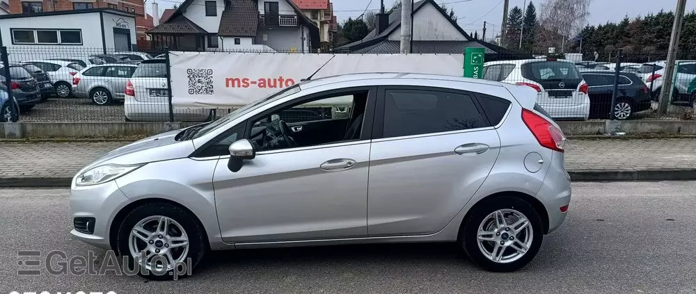 FORD Fiesta 1.4 Titanium