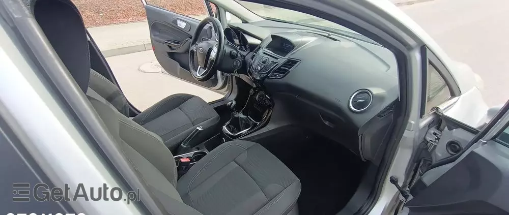 FORD Fiesta 1.4 Titanium