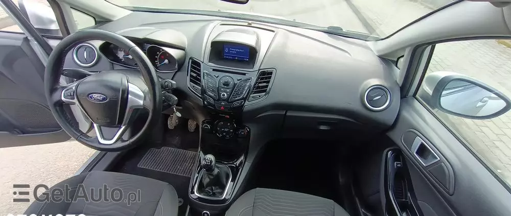 FORD Fiesta 1.4 Titanium