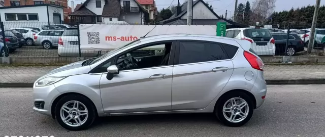 FORD Fiesta 1.4 Titanium