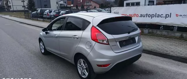 FORD Fiesta 1.4 Titanium