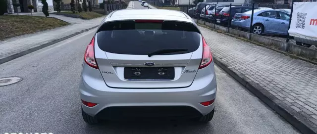 FORD Fiesta 1.4 Titanium