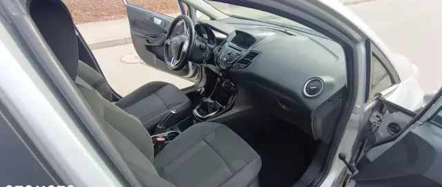 FORD Fiesta 1.4 Titanium