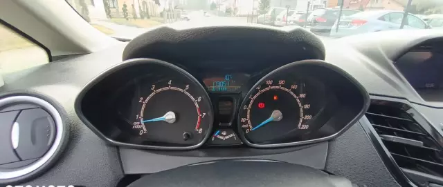 FORD Fiesta 1.4 Titanium