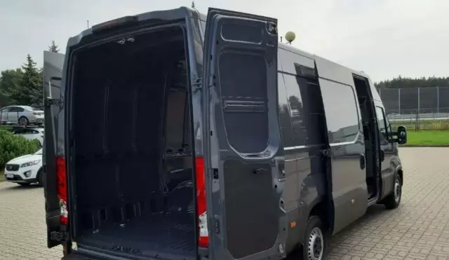 IVECO 35 Daily 