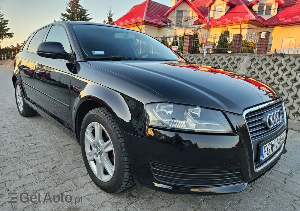 AUDI A3 Sportback 