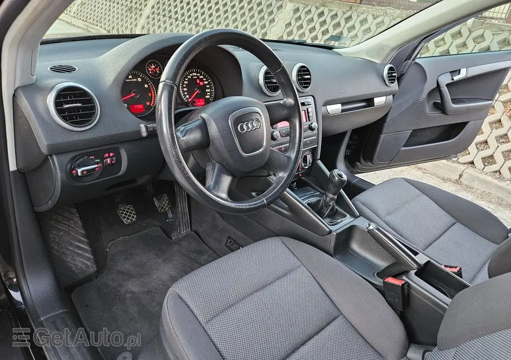AUDI A3 Sportback 