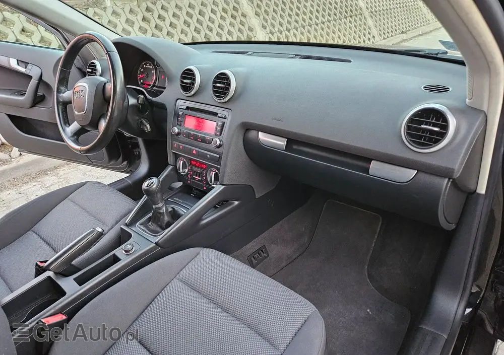 AUDI A3 Sportback 