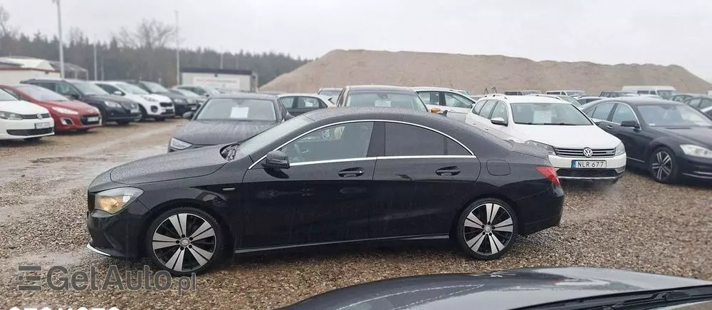 MERCEDES-BENZ CLA 