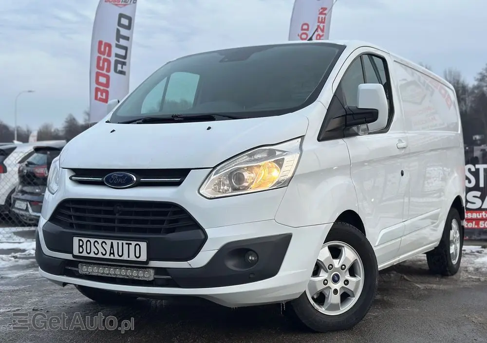 FORD Tourneo Custom 310 L1H1 VA Autm Titanium